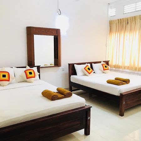 Lake City Resort Anuradhapura Exterior foto